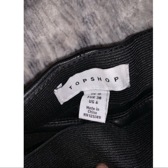 Black high waisted Topshop leather pants - Picture 2 of 4
